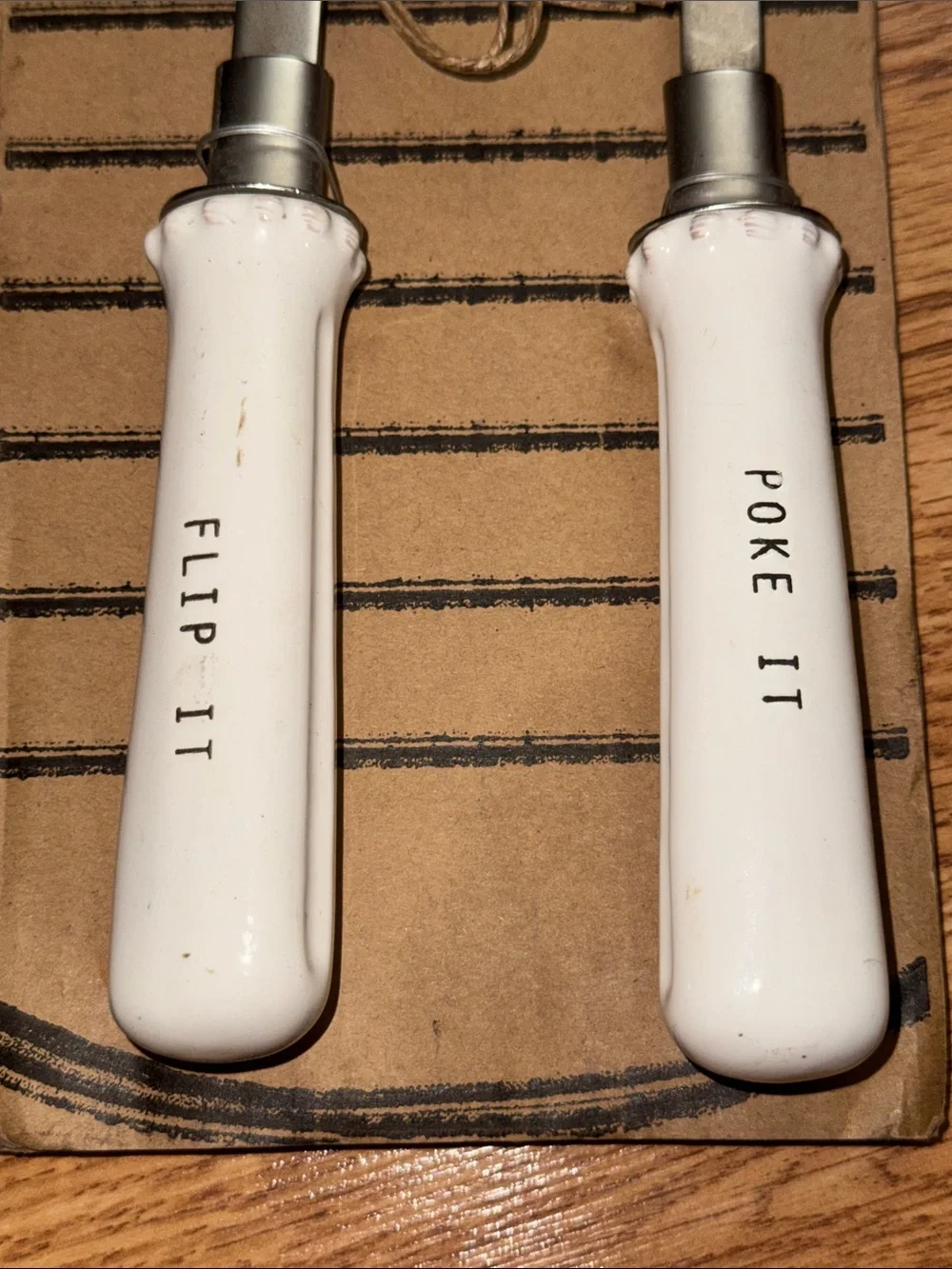 NWT Mud Pie White Ceramic Handle Grilling Spatula & Fork Set $34
